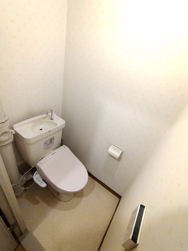 堀込第１住宅  内観写真（トイレ）