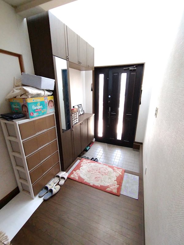 戸建　池の上3丁目 現地写真（玄関）