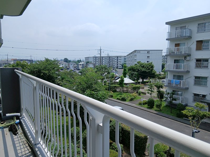 東鷲宮ニュータウン駅前通り（4街区） 現地写真（バルコニー）