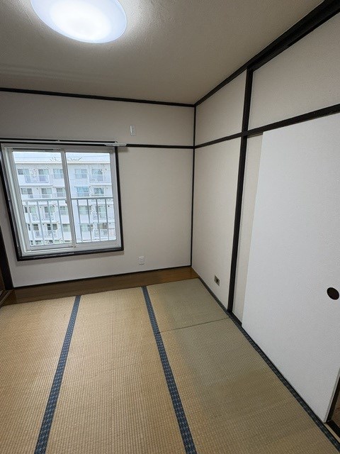 花見川団地7街区 内観写真（リビング以外の居室）