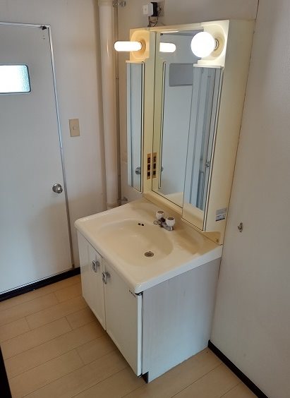村上団地3街区 内観写真（洗面台・洗面所）