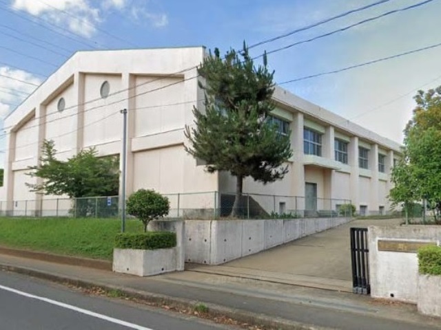 内野東団地 小学校