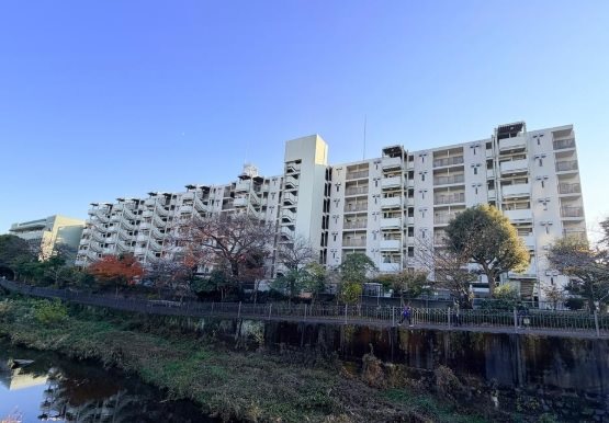 コープ野村湘南本郷台２号棟 現地写真