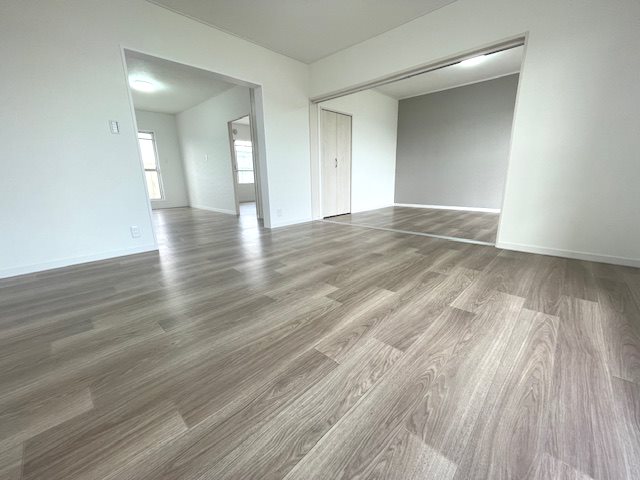 東新井団地 内観写真（リビング）