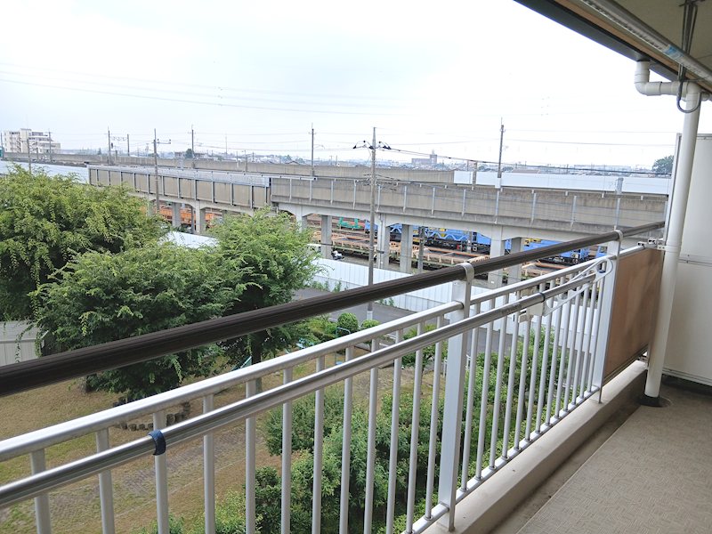 東鷲宮駅前ハイツ 現地写真（バルコニー）
