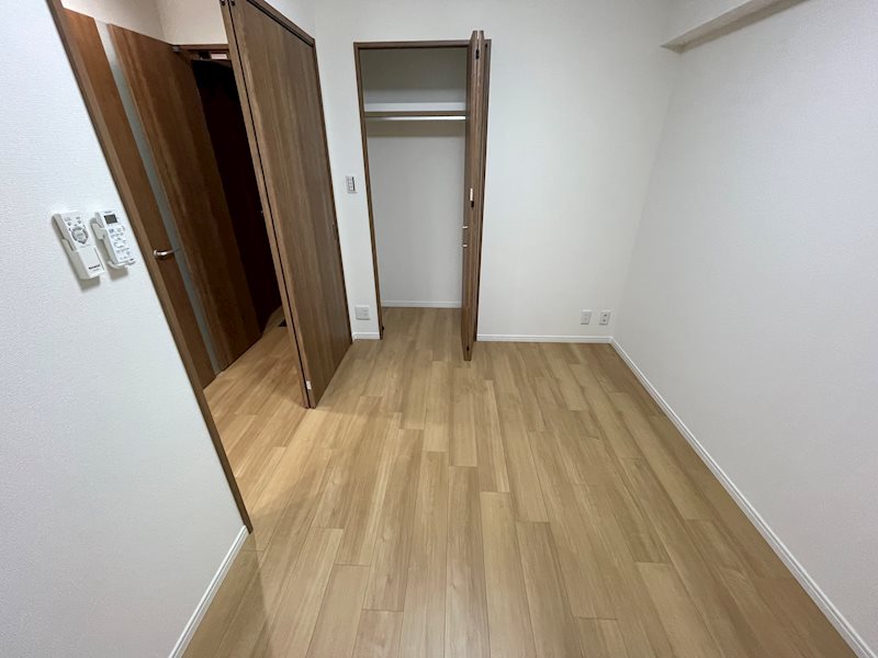 シャルム北越谷A棟 内観写真（子供部屋）