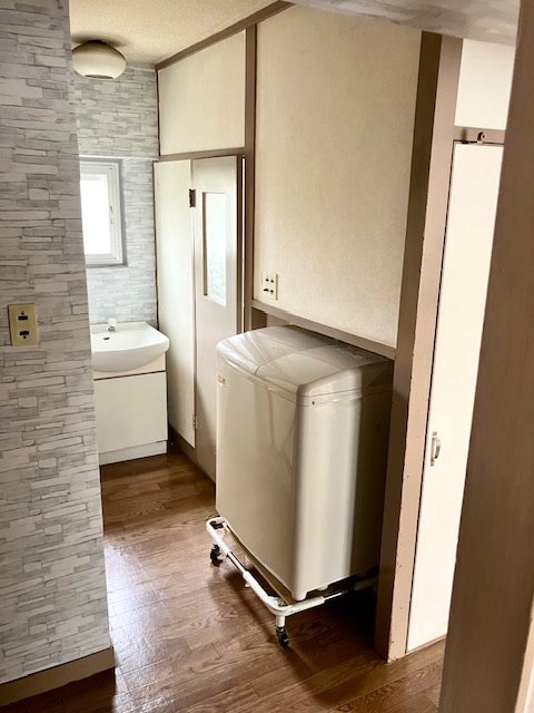 新栄町団地 内観写真（洗面台・洗面所）