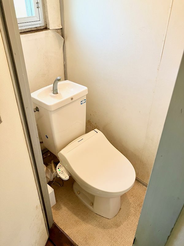 新栄町団地 内観写真（トイレ）