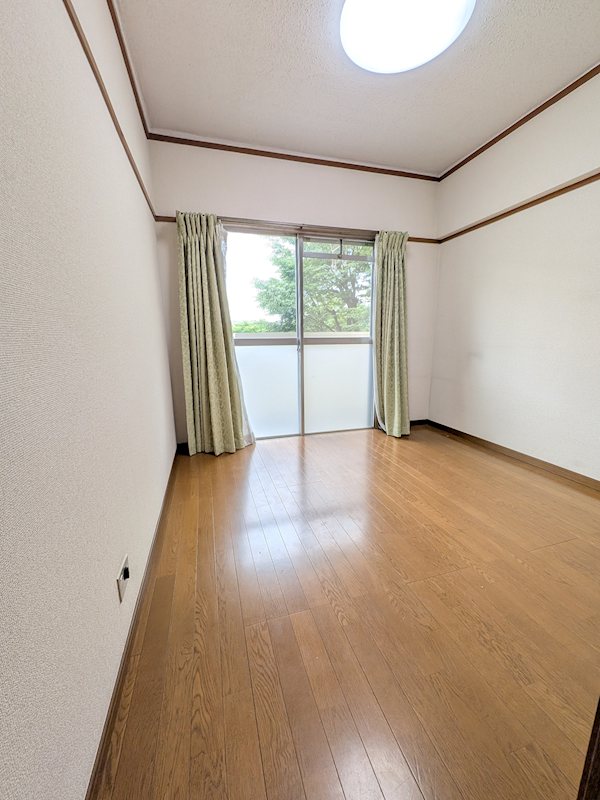 八潮伊草団地13号棟 内観写真（リビング以外の居室）