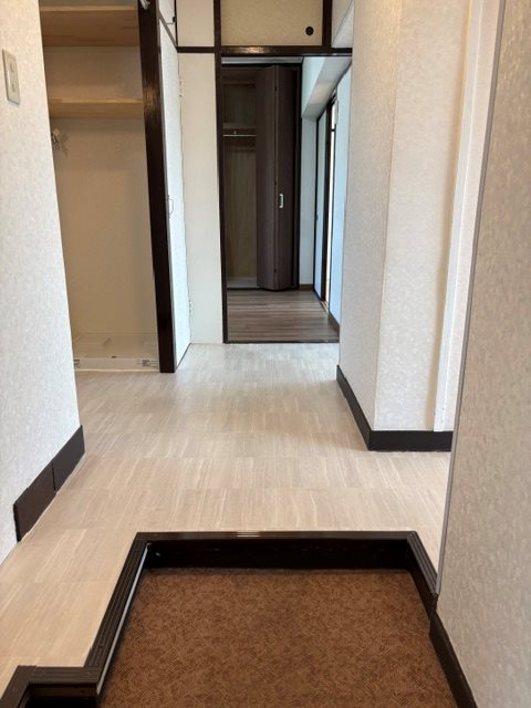 花見川団地7街区 現地写真（玄関）