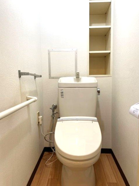 なぎさ団地 内観写真（トイレ）