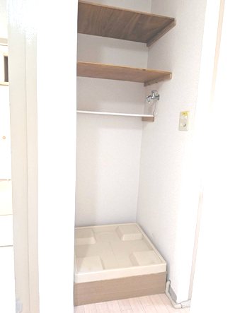 新栄町団地 内観写真（洗面台・洗面所）