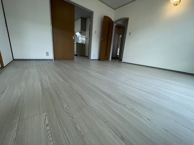 東新井団地 内観写真（リビング）