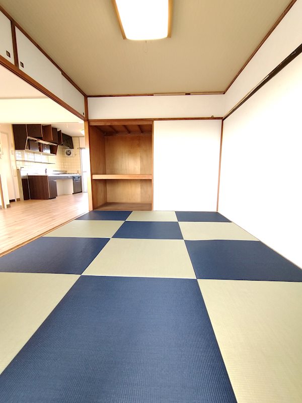 小室ハイランドC街区 内観写真（寝室）