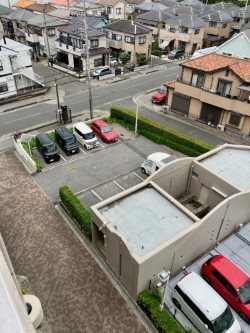 アミティ草加 共用部写真（駐車場）