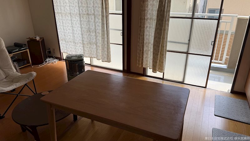 緑ヶ丘第3住宅 同仕様写真（リビング）