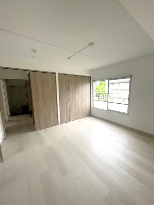 竹山団地2405号棟 内観写真（リビング以外の居室）
