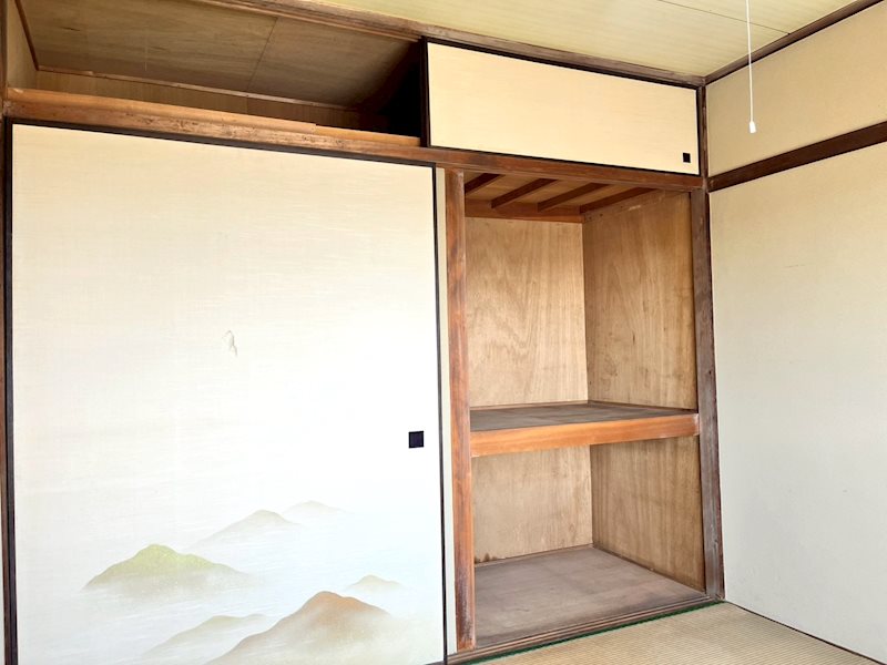 磯辺第一住宅団地 内観写真（収納）