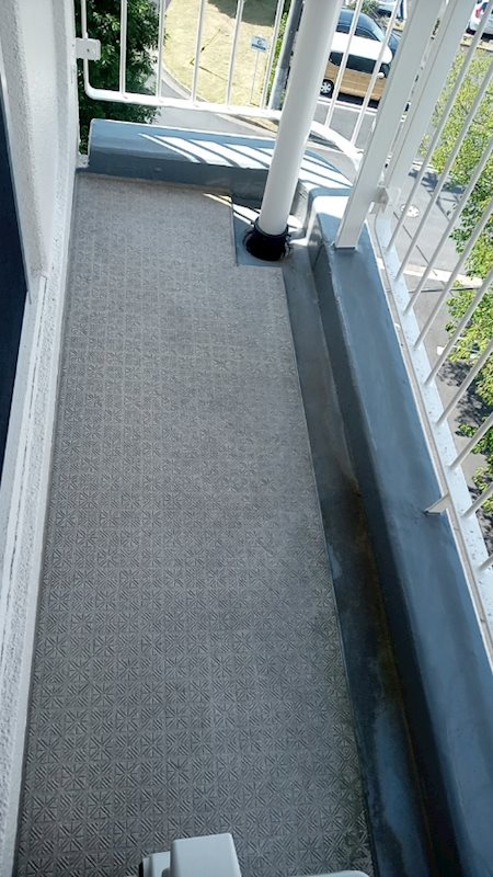 若葉台第一住宅    現地写真（バルコニー）