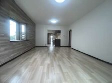小山田桜台 内観写真（リビング）
