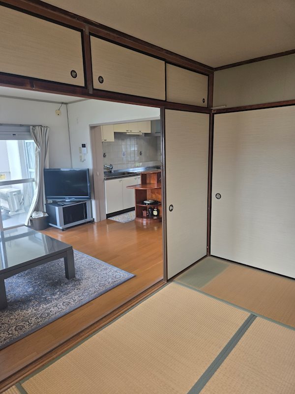 富岡住宅 内観写真（リビング）