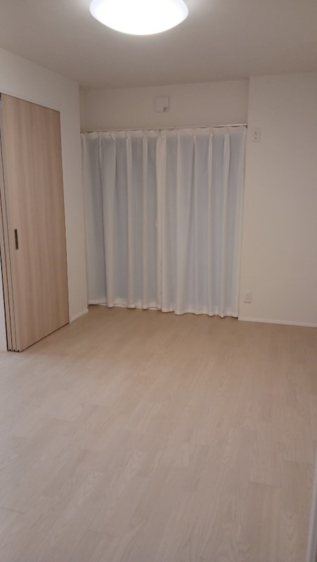 ライオンズマンション京成大久保 内観写真（リビング以外の居室）
