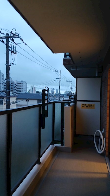 ライオンズマンション京成大久保 現地写真（バルコニー）