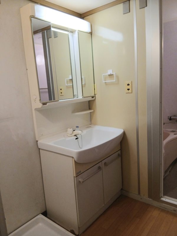 若葉台第一住宅 内観写真（洗面台・洗面所）