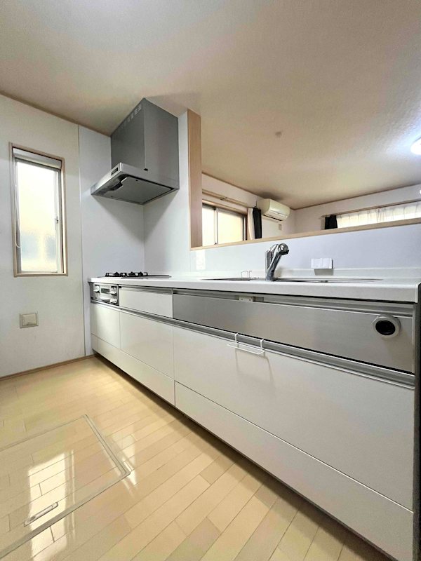 船橋市三山６丁目中古戸建 内観写真（キッチン）