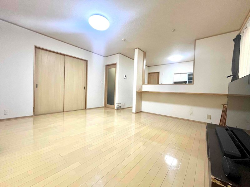 船橋市三山６丁目中古戸建 内観写真（リビング）
