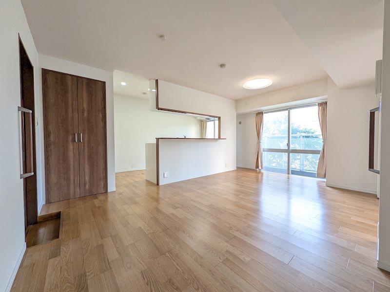 パークフィールドみさとテラ・ウエスト4街区1号館 内観写真（リビング）