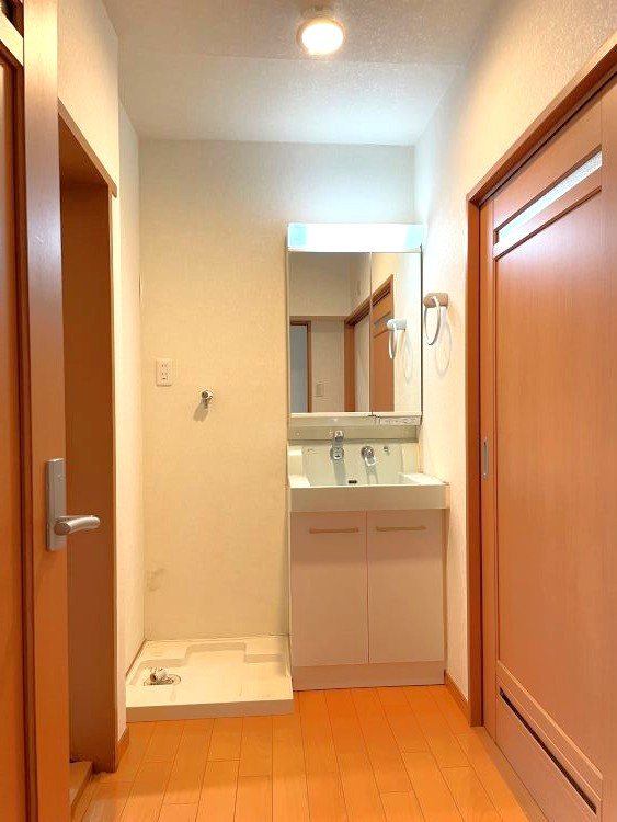 汐見台第8住宅 1210号棟 内観写真（洗面台・洗面所）