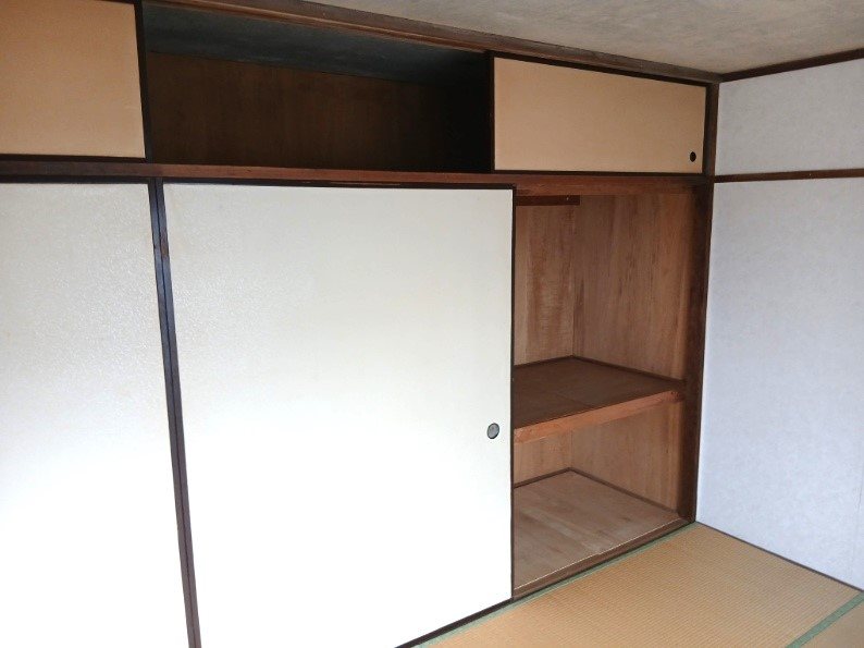 狭山台団地2街区 内観写真（収納）