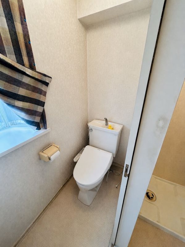 東久留米市滝山4丁目店舗付住宅 内観写真（トイレ）
