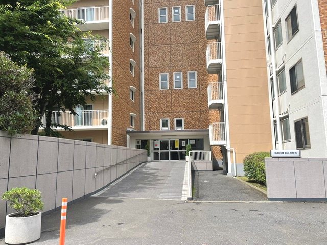 浦和白幡東高層住宅 共用部写真（エントランス）