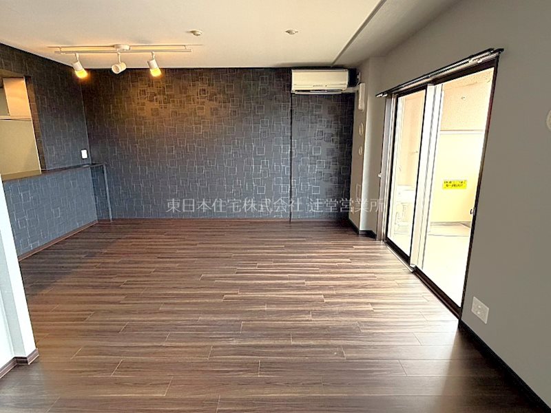 レイディアントシティ戸塚 内観写真（リビング）
