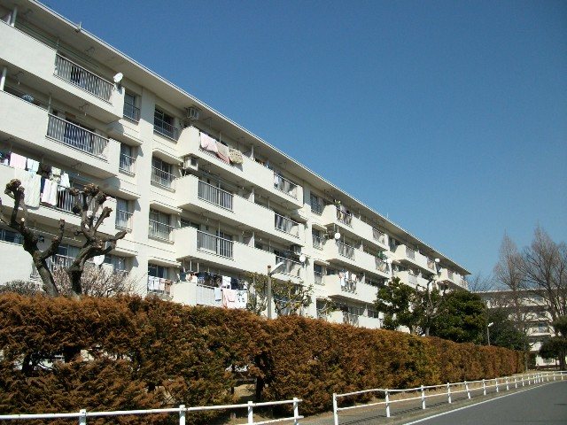 八潮伊草団地9号棟 現地写真