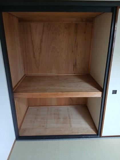 村上団地2街区 内観写真（収納）