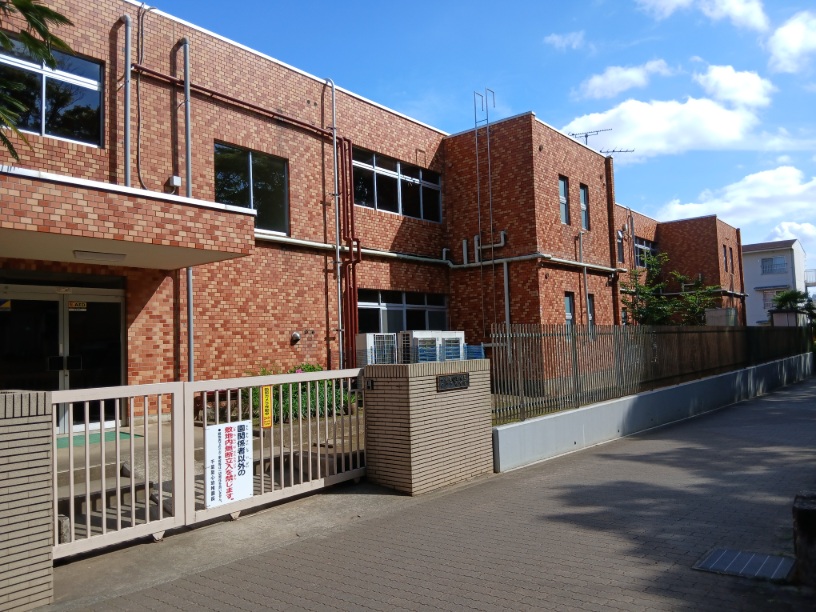 みつわ台3-1団地5棟 幼稚園