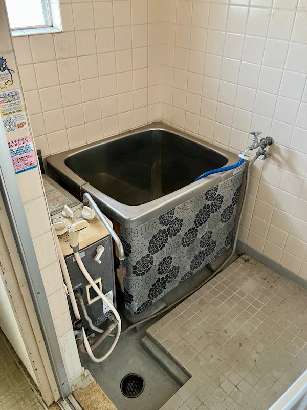 草加旭町団地 内観写真（浴室）