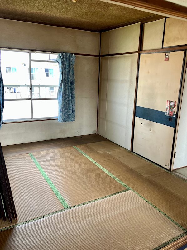 草加旭町団地 内観写真（寝室）