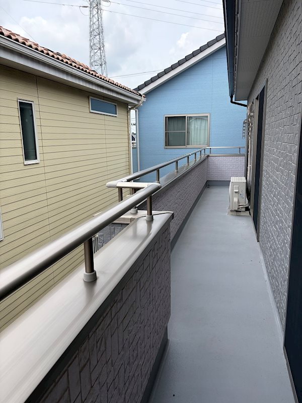 鴻巣市小松3丁目中古戸建 現地写真（バルコニー）