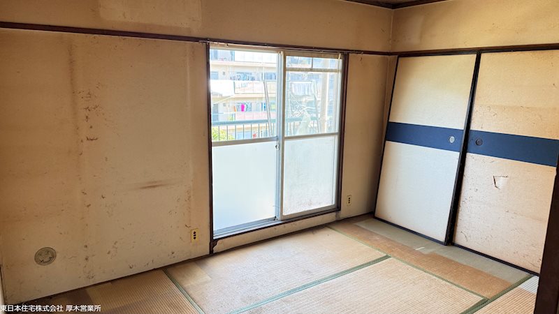 鳶尾団地2街区 内観写真（リビング以外の居室）