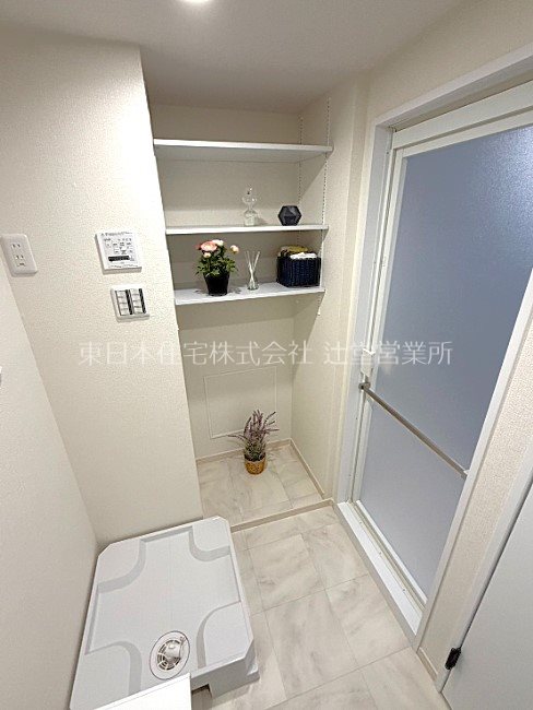 パレ平塚すみれ平壱番館 内観写真（洗面台・洗面所）