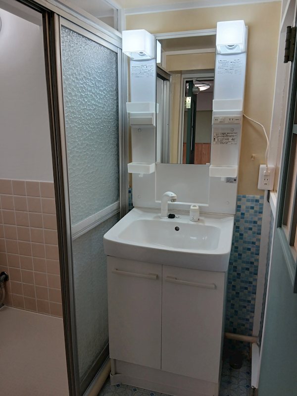 平尾住宅 内観写真（洗面台・洗面所）