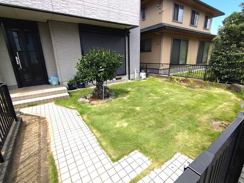 戸建　池の上二丁目 現地写真（庭）