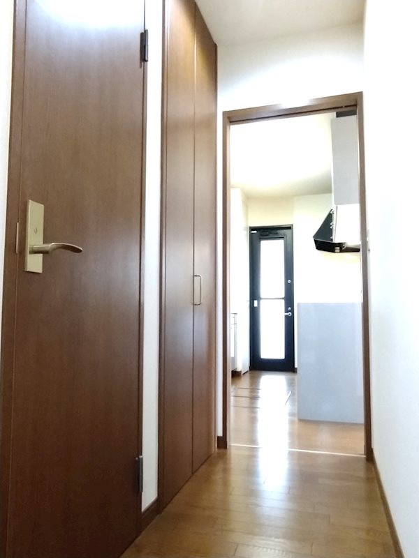 戸建　池の上二丁目 内観写真（収納）
