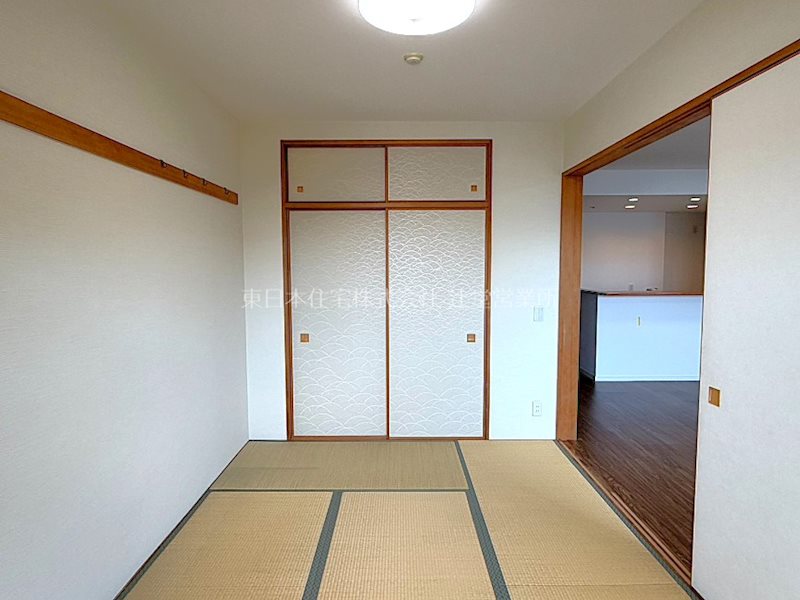 レイディアントシティ戸塚 内観写真（リビング以外の居室）