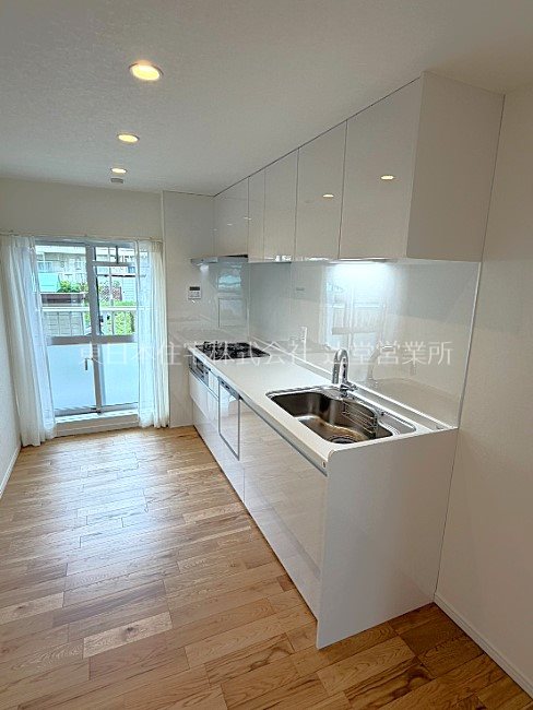 羽根沢第一住宅 内観写真（キッチン）