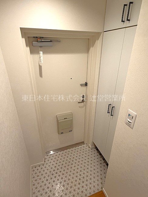 羽根沢第一住宅 現地写真（玄関）